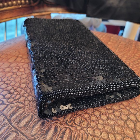 Vintage La Regale Beaded Black Sequined Satin Evening Clutch - Picture 3 of 5